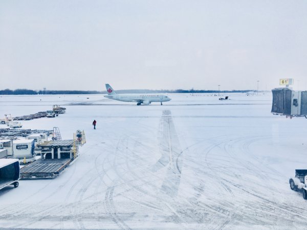 airport under snow conditions